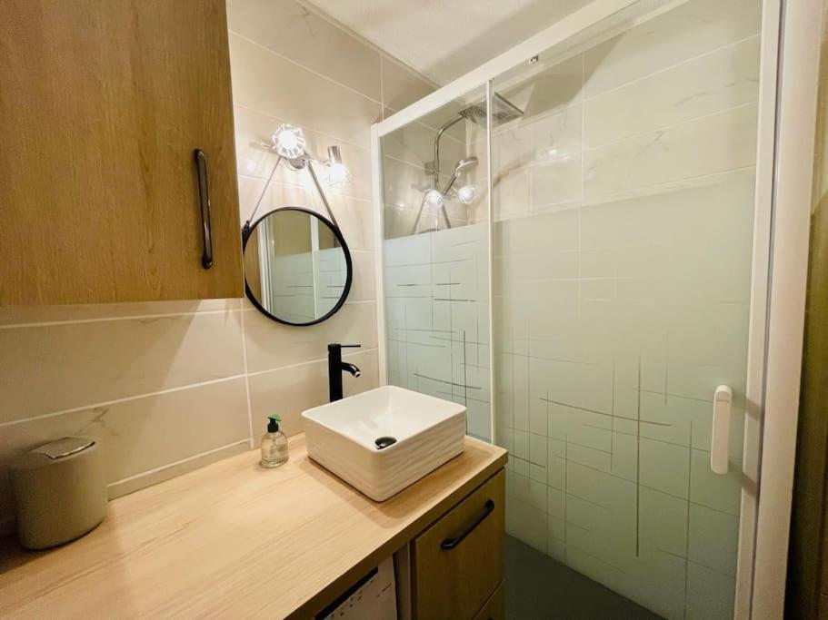 2 Stars At The Foot Of The Slopes In Apartment Briancon (Hautes-Alpes)